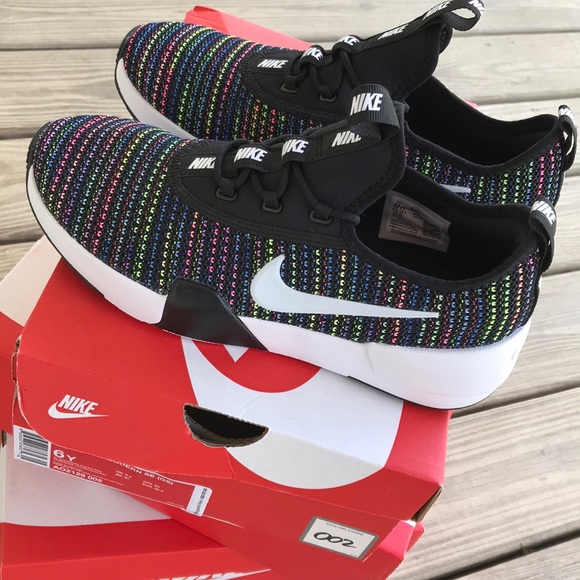 Nike Air Max Tavas Dames heren Sneakerbaron NL Nike Air Max Tavas Dames heren Sneakerbaron NL